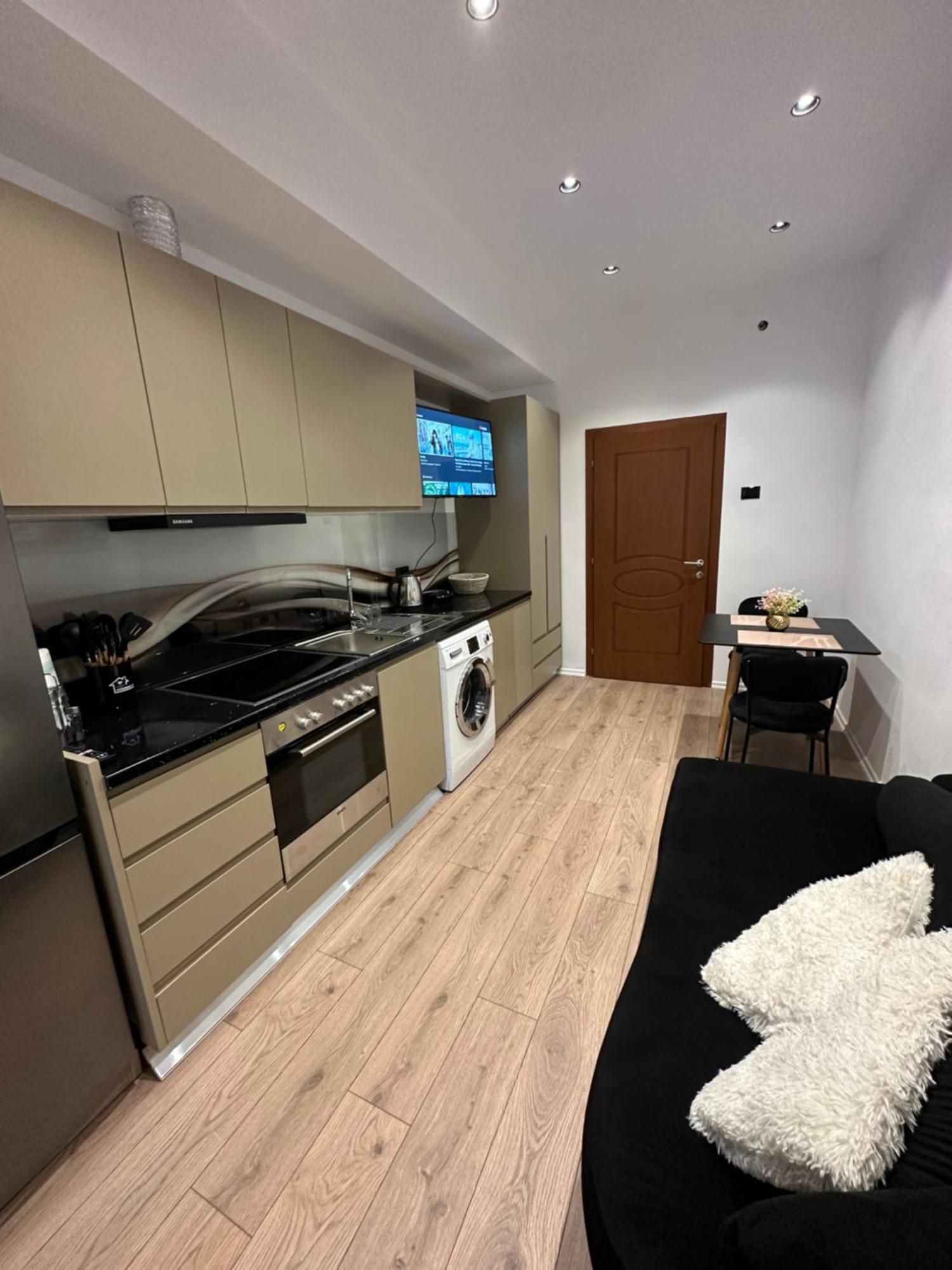Heart Of Tirana Apartment Экстерьер фото